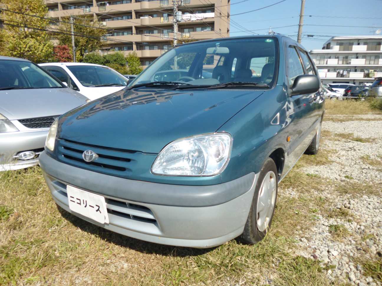 トヨタ ラウム Nr 0180 短期1ヶ月からのカーリースならニコリース